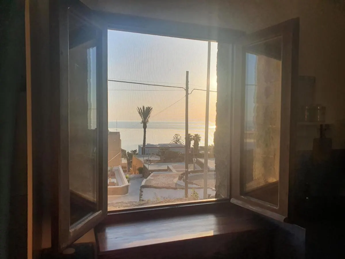 I Dammusi Zaffiro E Ambra Aparthotel Pantelleria 0*,  Italy